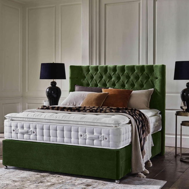 green queen bed