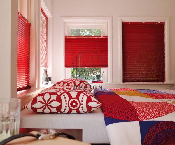 Red color venetian blinds