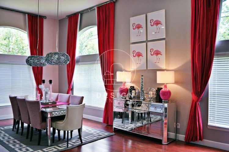 Dinning room with red curtains