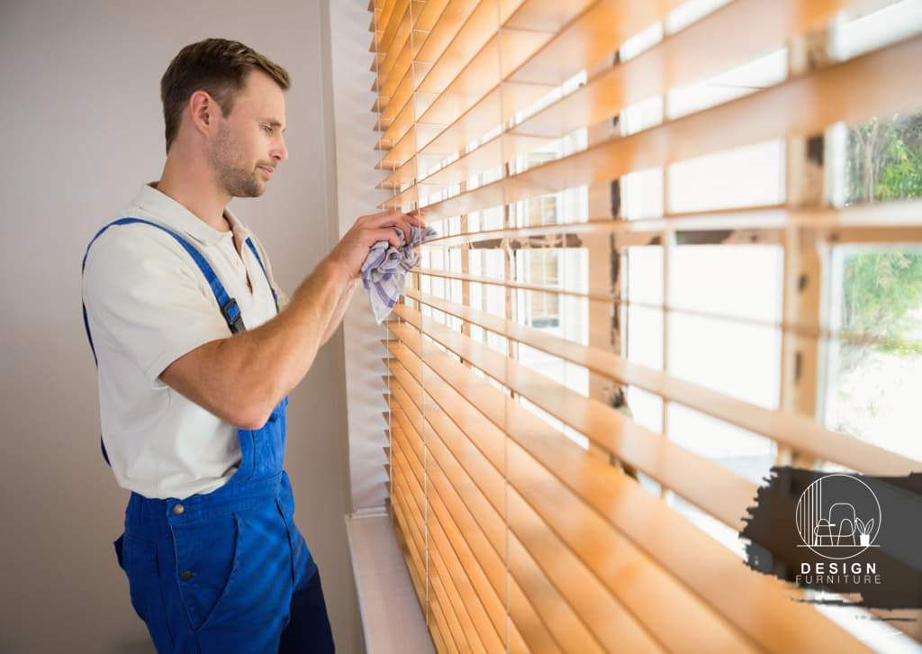 Remove Dust for Clean Greasy Wooden Blinds