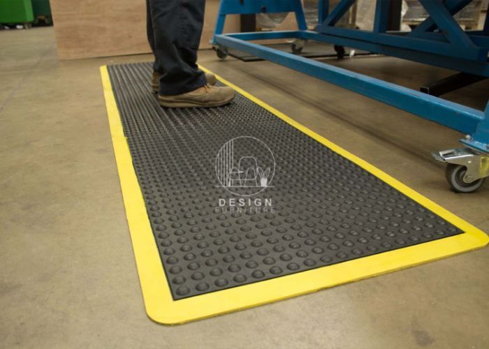 Rubber mat floor