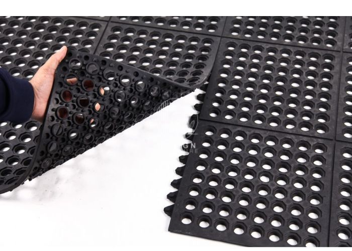 Rubber mat flooring