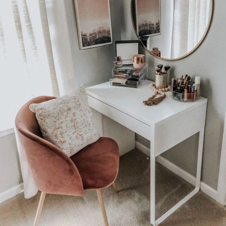 dressing tables with round mirror
