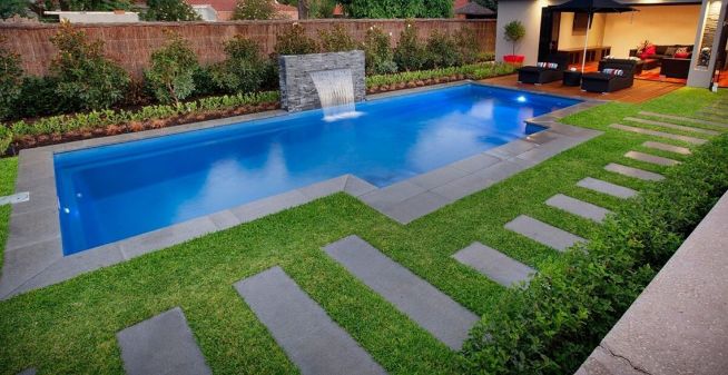 Swimming Pool Artificial Grass