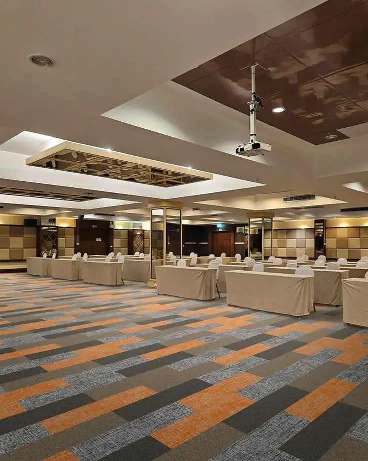 Exhibition stand floored with carpet tiles in Dubai